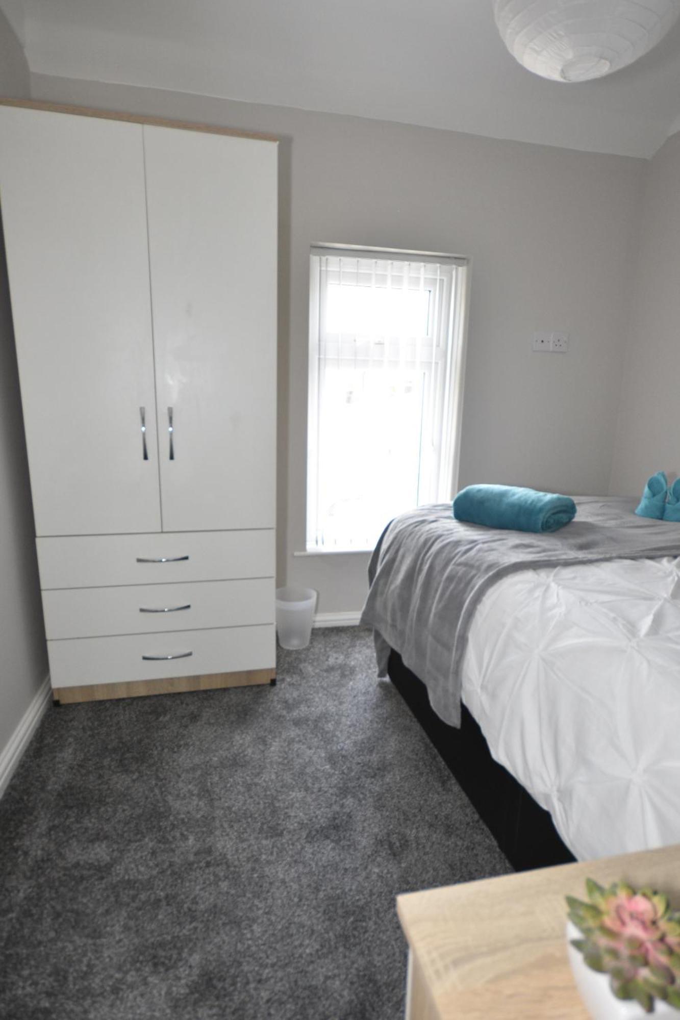 Townhouse @ Penkhull New Road Stoke Hotell Exteriör bild